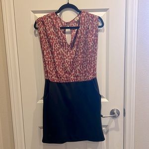 Woman’s Dress | Size: Large